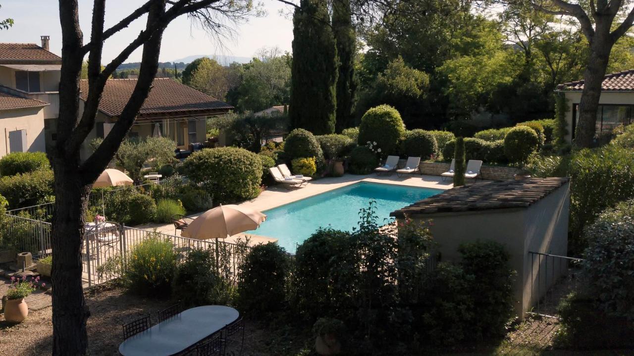 Les Mazets De Marie De Jules Hotel Eyragues Exterior foto